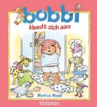 bobbi-kleedt-zich-aan